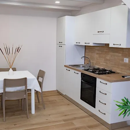 Isabel House Διαμέρισμα Tropea