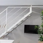 Isabel House Appartement *